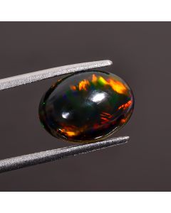 Classic Top Grade Quality 100% Natural Welo Fire Black Ethiopian Opal Oval Shape Cabochon Gemstone For Making Jewelry 13X9X4mm 2.8 Ct SN-399