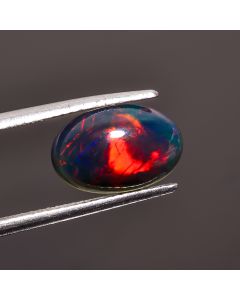 Classic Top Grade Quality 100% Natural Welo Fire Black Ethiopian Opal Oval Shape Cabochon Gemstone For Making Jewelry 12X8X4mm 1.8 Ct SN-413