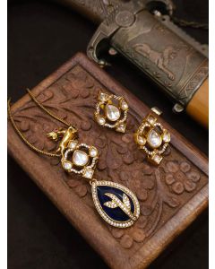 Emerald Premium Gold Polish Mix Stone Pendant Set Animal Party Wear Jewelry Set