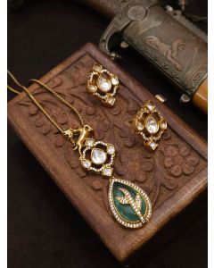 Emerald Premium Gold Polish Mix Stone Pendant Set Animal Party Wear Jewelry Set